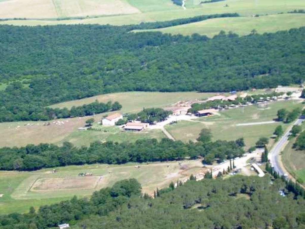 Biocampus La Roccaccia - Universita' Agraria Di Тарквиния Экстерьер фото